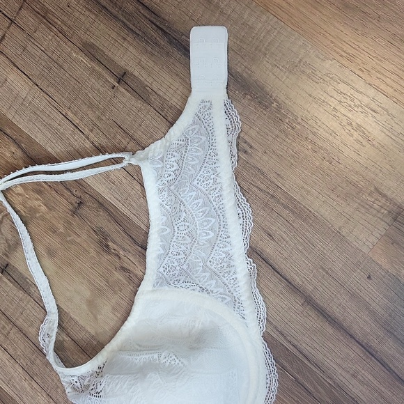 SIMONE PERELE Cream Adjustable & Criss-cross Strap Lightly Padded Bra - Picture 5 of 16